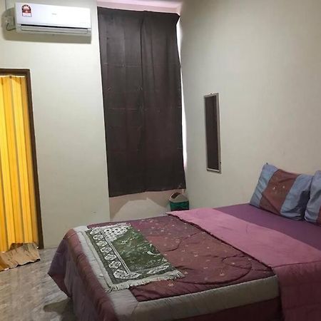 Hj Homestay Куала-Тренгану Экстерьер фото