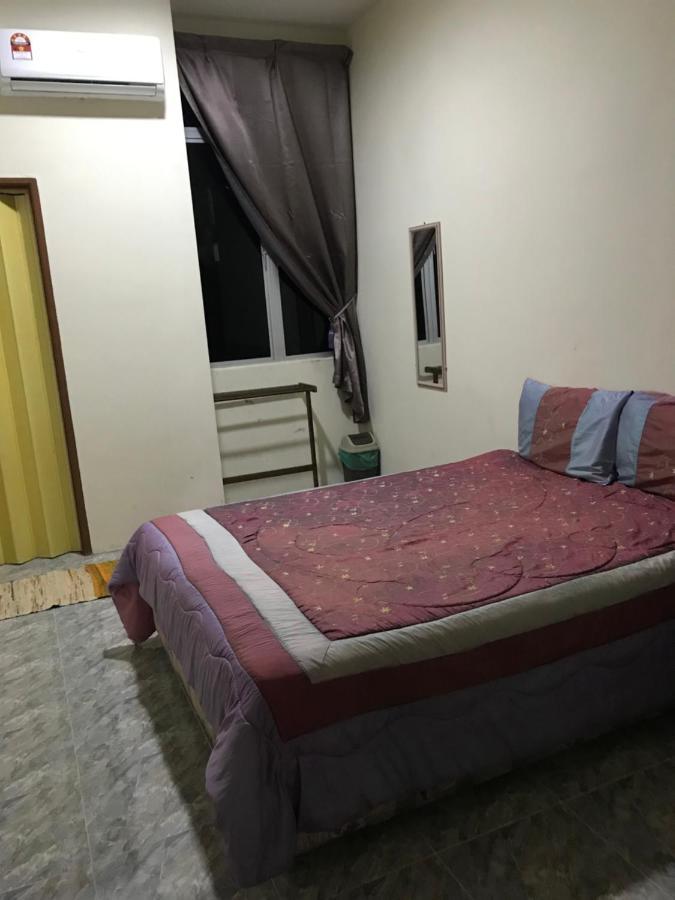 Hj Homestay Куала-Тренгану Экстерьер фото