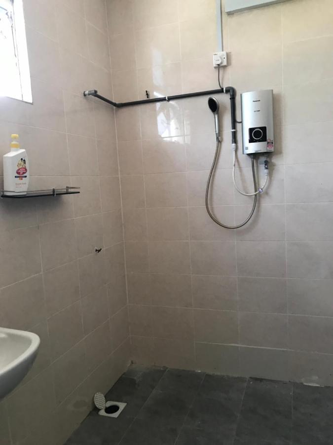 Hj Homestay Куала-Тренгану Экстерьер фото