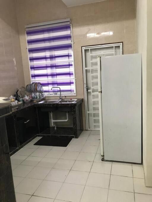 Hj Homestay Куала-Тренгану Экстерьер фото